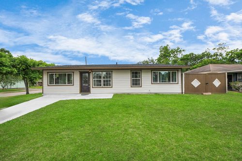 5903 Belneath St, Houston, TX, 77033-1338 | Card Image