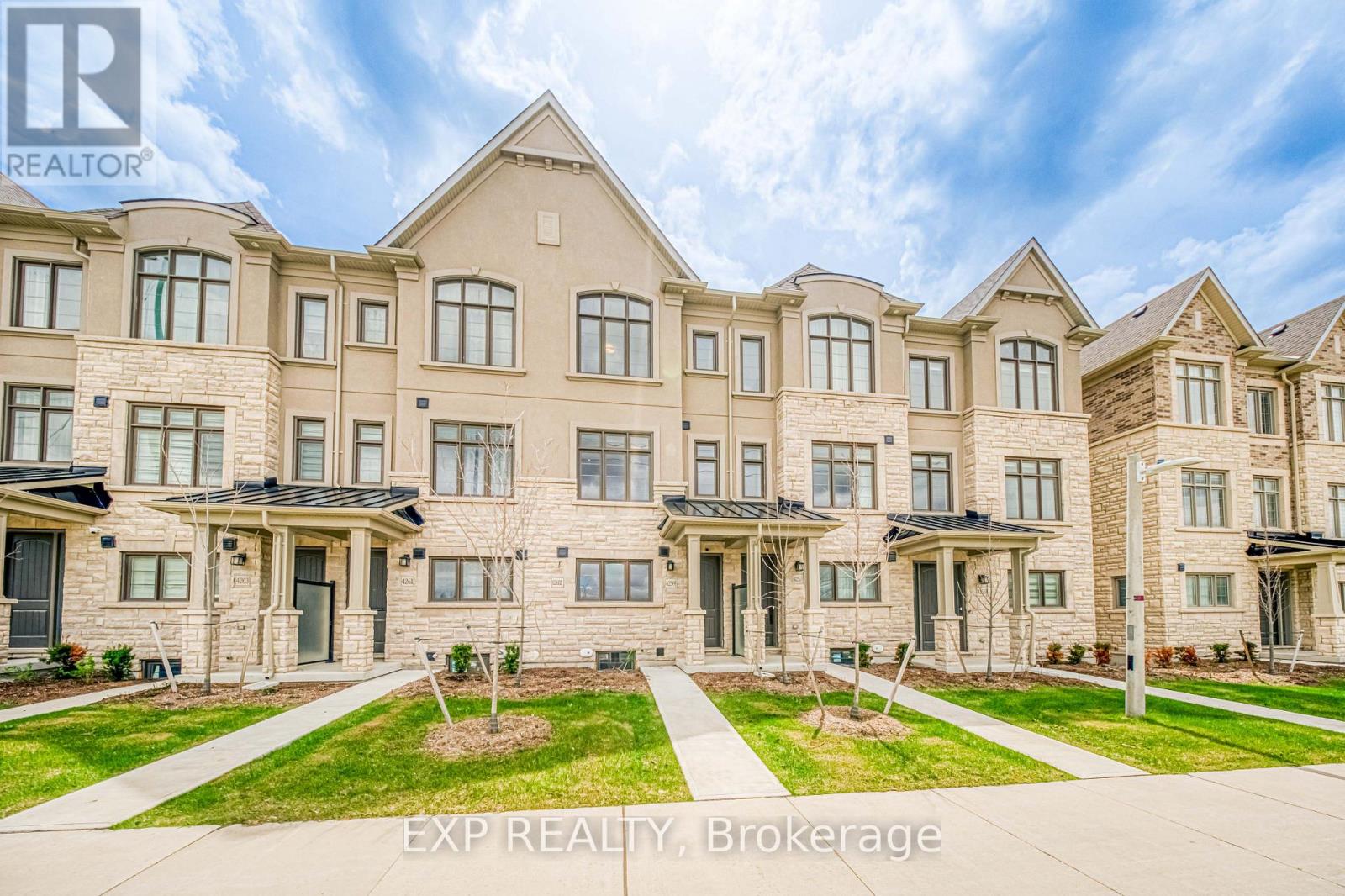 Residential in Markham (Angus Glen) 2