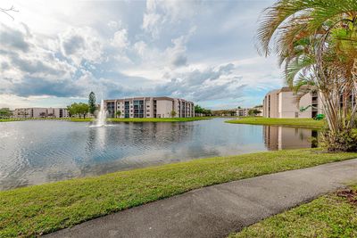 307 - 10315 Nw 24th Pl, Condo with 2 bedrooms, 2 bathrooms and null parking in Sunrise FL | Image 2