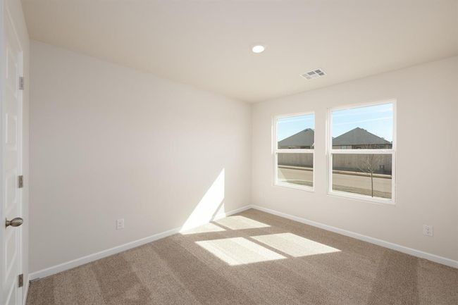 1125 E Stetson Ln, House other with 3 bedrooms, 2 bathrooms and null parking in Mustang OK | Image 13