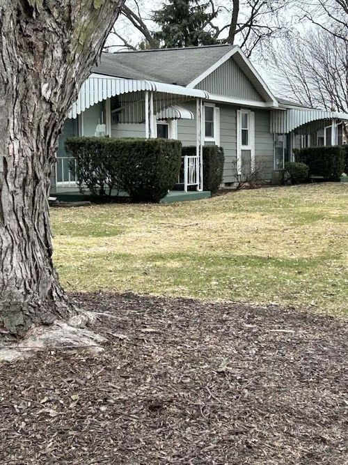 5-826 Se Andover Court Se, Kentwood, MI, 49508 | Card Image