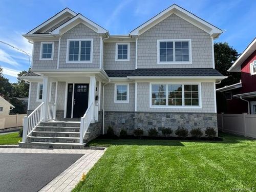 a-front-43 Marwood Road N, North Hempstead, NY, 11050 | Card Image