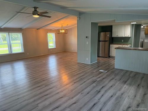 5455 Monticello Dr, Lapeer, MI, 48446-9768 | Card Image