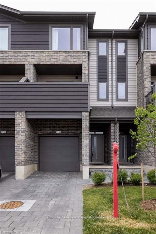 2144 Meadowgate Blvd, London, ON, N6M0H5 | Card Image