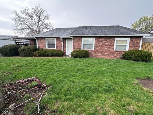 2755 Prosperity Dr, Columbus, IN, 47201-5452 | Card Image