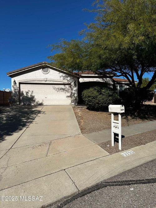 13735 E Shadow Pines Ln, Vail, AZ, 85641-6408 | Card Image