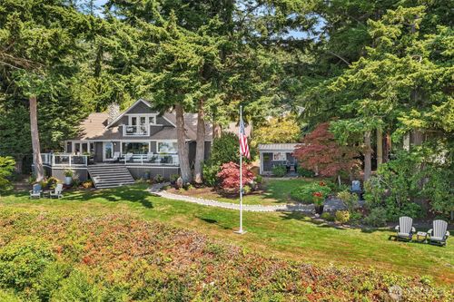 130 Pleasant Ln, Camano Island, WA, 98282-8506 | Card Image