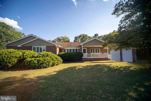 764 Lakehurst Rd, BROWNS MILLS, NJ, 08015-6906 | Card Image