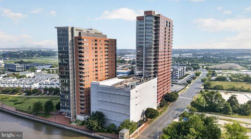 1306-105 Christina Landing Dr, WILMINGTON, DE, 19801-5272 | Card Image