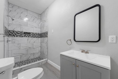 927 N 23rd St, Waco, TX, 76707-2819 | Card Image