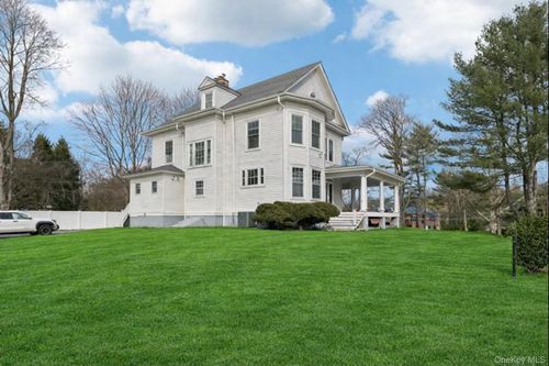 397 Split Rock Rd, Syosset, NY, 11791-1509 | Card Image