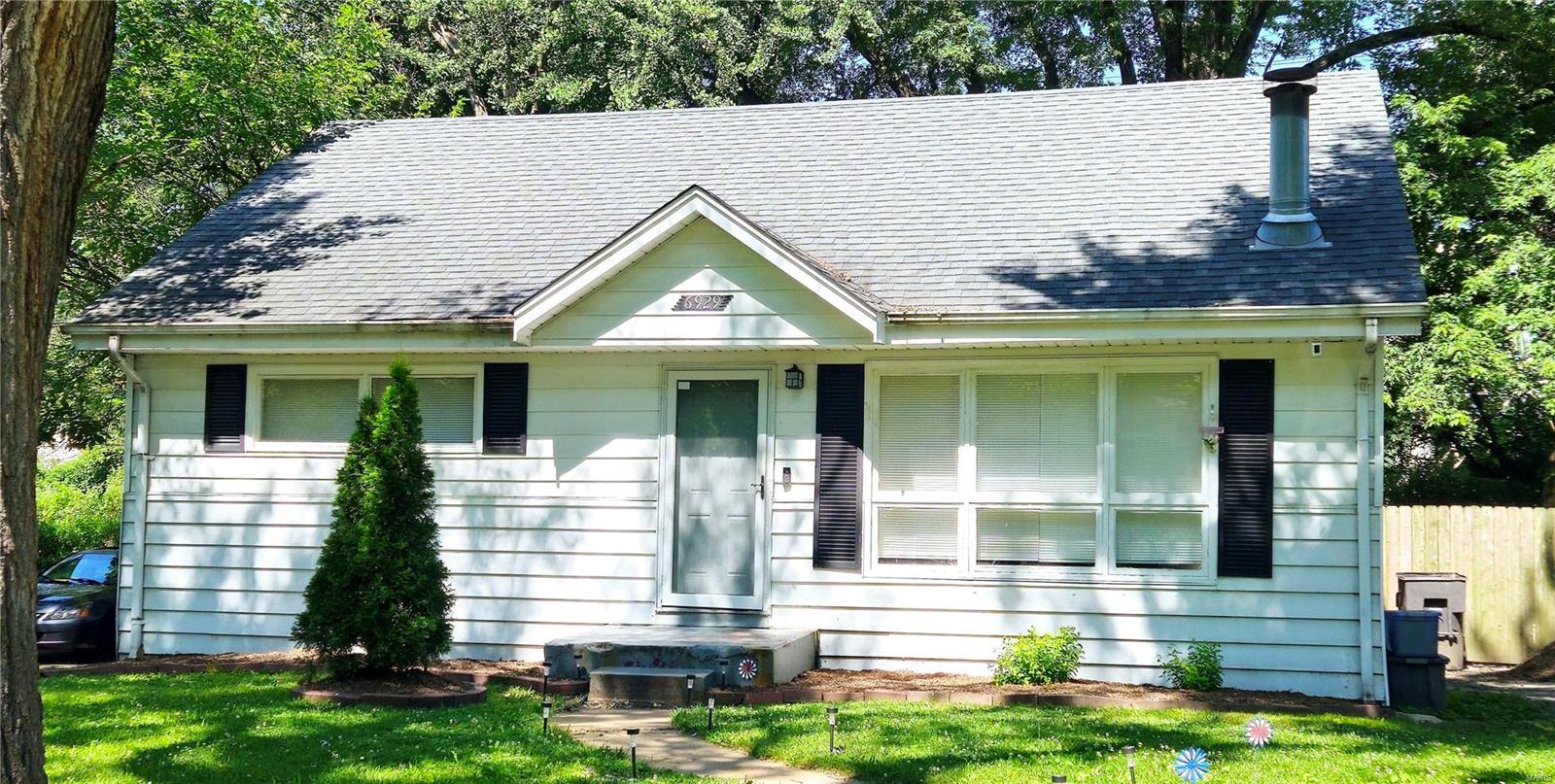 Berkridge Ct, Hazelwood, MO 63042