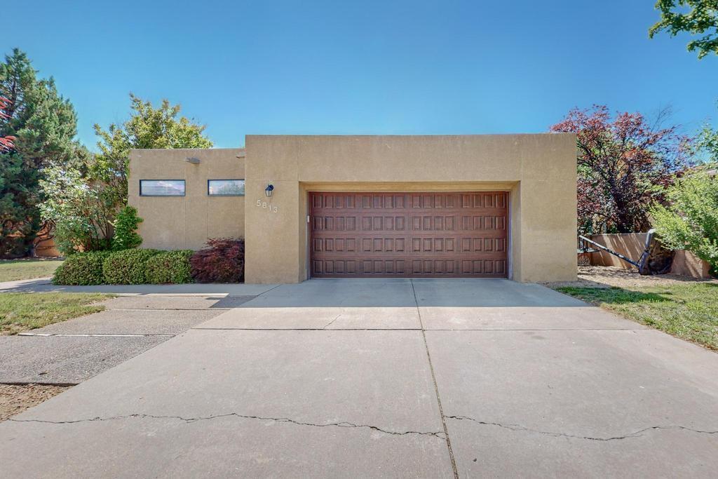 Mahogany Pl, Albuquerque, NM 87111