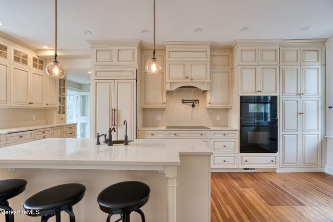 21 Stockbridge Rd, House other with 6 bedrooms, 4 bathrooms and null parking in West Stockbridge MA | Image 11
