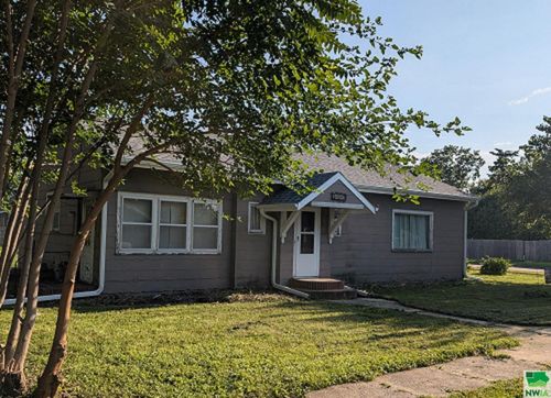 306 E 20th St, South Sioux City, NE, 68776-2824 | Card Image