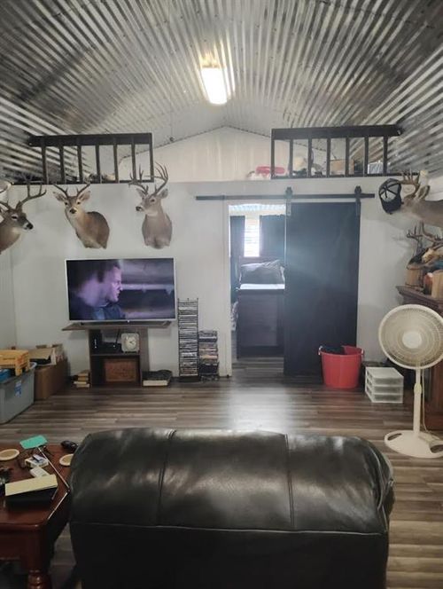 44664 E County Road 1590, Wynnewood, OK, 73098-9562 | Card Image