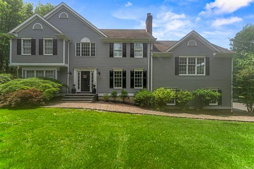 27 Yogananda St, Sandy Hook, CT, 06482-1514 | Card Image