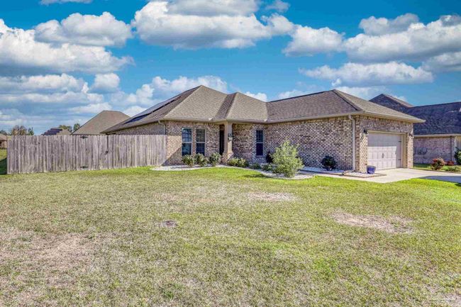 422 Chickadee St, House other with 4 bedrooms, 2 bathrooms and 2 parking in Crestview FL | Image 44