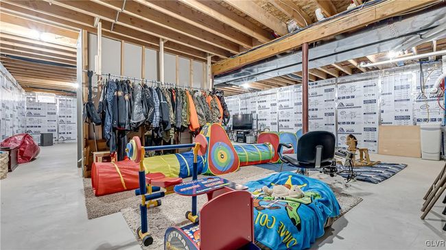 Basement | Image 60
