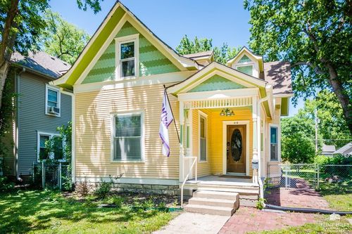618 Vattier St, Manhattan, KS, 66502-5746 | Card Image