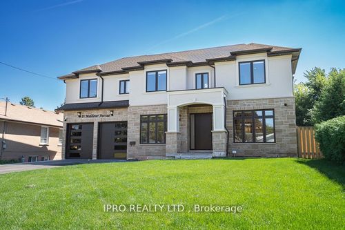 19 Maldaver Ave, Mississauga, ON, L5M1W4 | Card Image