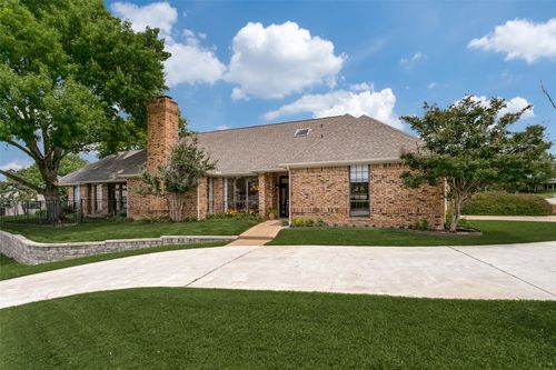 2717 Country Pl, Carrollton, TX, 75006-4788 | Card Image