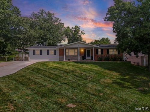 735 Montbrook Dr, O Fallon, MO, 63366-2417 | Card Image