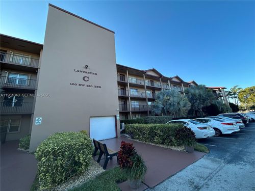 109c-100 Sw 130th Ter, Pembroke Pines, FL, 33027-4019 | Card Image