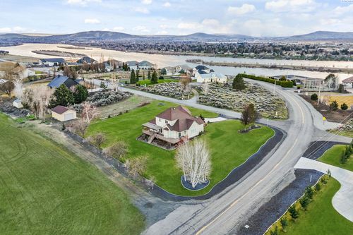 21 Alta Lane, Pasco, WA, 99301 | Card Image