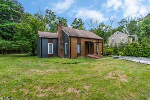 6 Park Ave, Towaco, NJ, 07082-1206 | Card Image