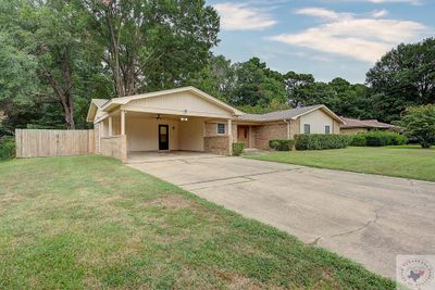 21 Green Acre Drive, House other with 3 bedrooms, 2 bathrooms and null parking in Texarkana AR | Image 3