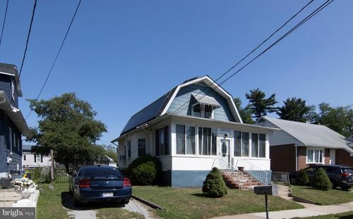 8331 Stockton Ave, PENNSAUKEN, NJ, 08109-3730 | Card Image