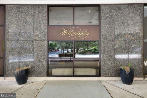 2201n-5500 Friendship Blvd, CHEVY CHASE, MD, 20815-7216 | Card Image