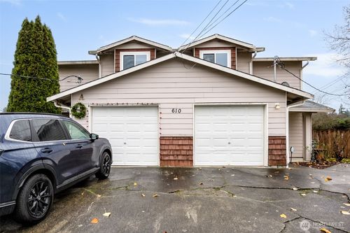 610 11th Ave, Milton, WA, 98354-9506 | Card Image