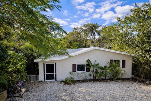 711 Sharon Pl, Key Largo, FL, 33037-4529 | Card Image
