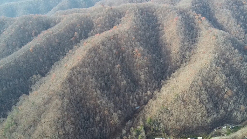 Land in Grundy 2
