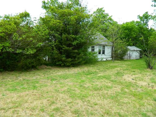 402 W Fannin St, Leonard, TX, 75452-3502 | Card Image