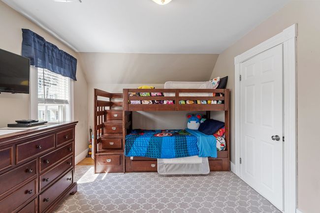 45 Franklin St, House other with 3 bedrooms, 2 bathrooms and null parking in Derry NH | Image 27