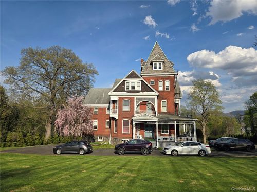 2e-514 Grand Ave, Newburgh, NY, 12550-7910 | Card Image