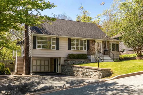 46 Tremont Dr, Halifax, NS, B3M1X9 | Card Image