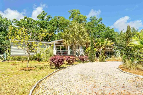 3111 Owen Bell Ln, Pensacola, FL, 32507-9207 | Card Image