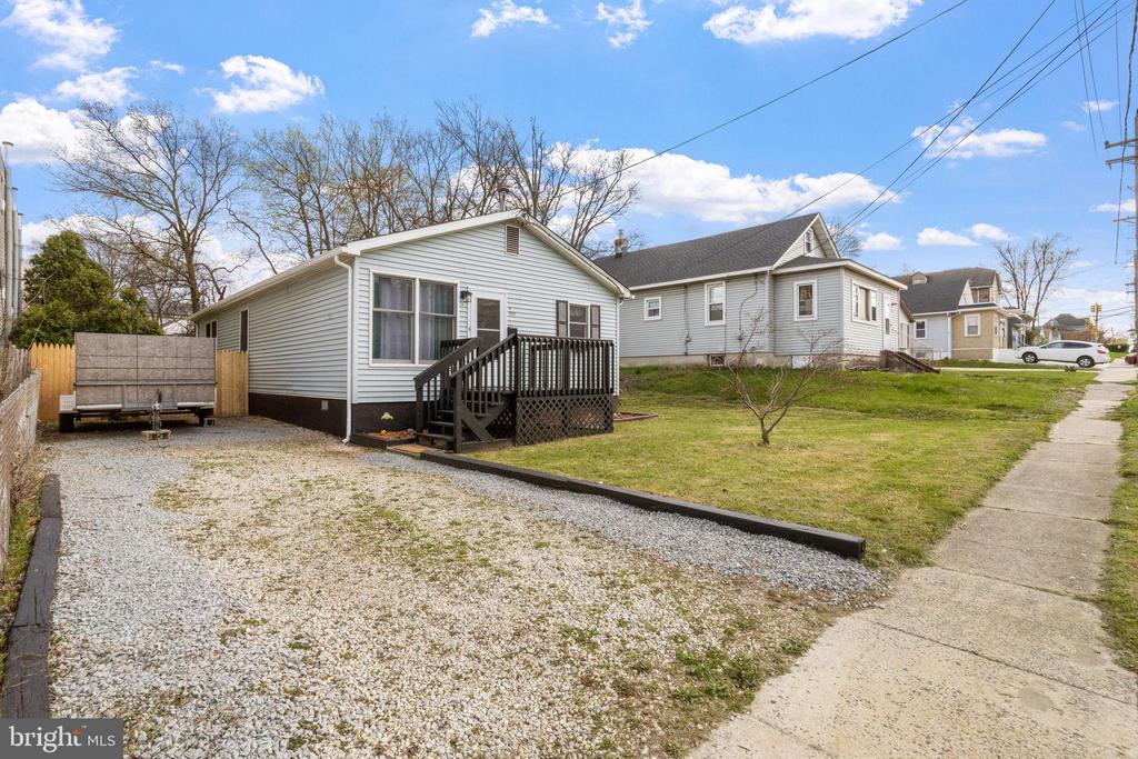 River Rd, Pennsauken, NJ 08110