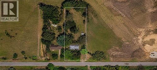 232 Quaker Rd, Welland, ON, L3C3G5 | Card Image