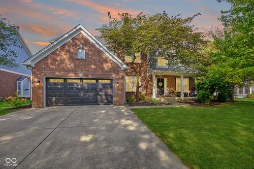 10136 Windward Pass, Fishers, IN, 46037-8990 | Card Image