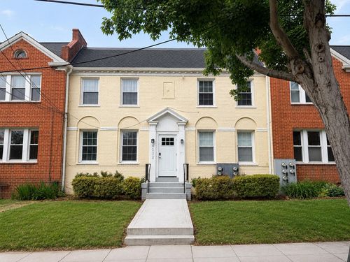 2-4032 8th St Ne, WASHINGTON, DC, 20017-2037 | Card Image