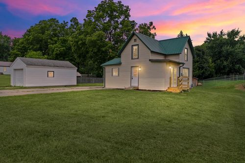 420 South Street, CASHTON, WI, 54619 | Card Image