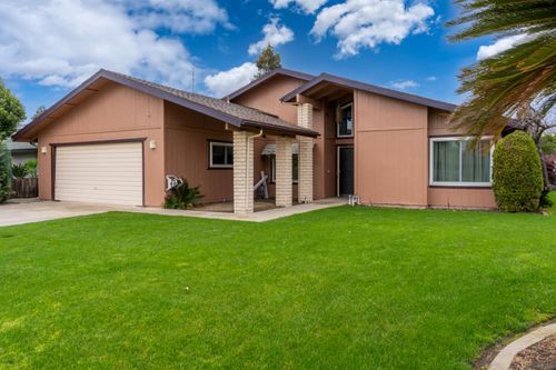 1340 Lewis St, Selma, CA, 93662-2517 | Card Image