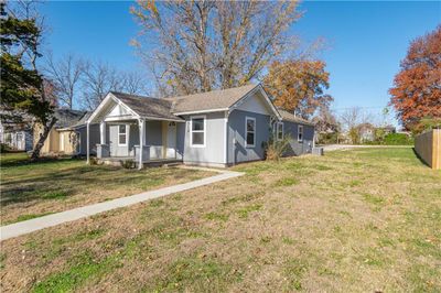 318 W Front Street, House other with 3 bedrooms, 1 bathrooms and null parking in Grain Valley MO | Image 3