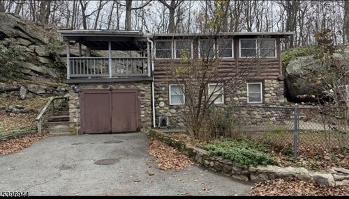 7 Yacare Path, West Milford, NJ, 07480-4023 | Card Image
