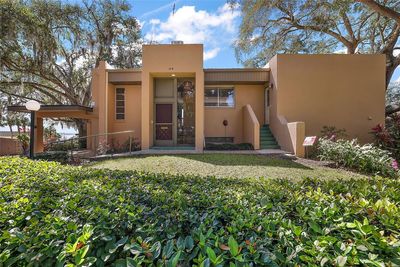 12B - 601 W Old Us Highway 441, Condo with 2 bedrooms, 2 bathrooms and null parking in Mount Dora FL | Image 1